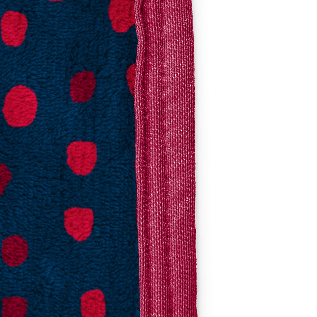 Strawberry Shortcake Berry Meadows 46" x 60" Coral Fleece Throw Blanket, Kids, Polyester, Navy - Image 5