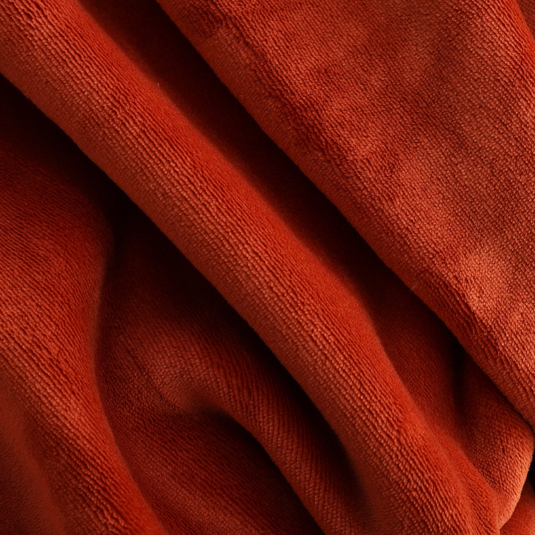 Mainstay Reversible Printed Velvet Plush and Hampshire Faux Shearling Soft Throw Blanket, Standard Size, Auburn Sun - Image 4