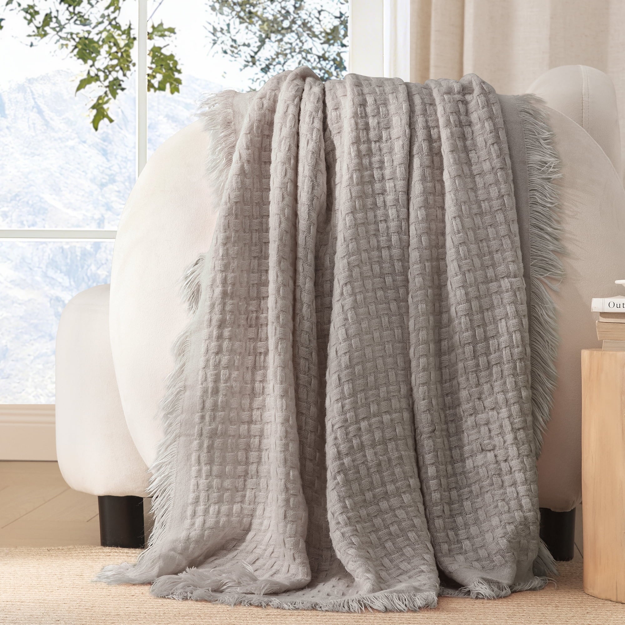 Exclusivo Mezcla Knitted Throw Blanket with Fringes for Couch, Soft and Warm Textured Throw for All Season, Lightweight Breathable Room Deco - Image 3