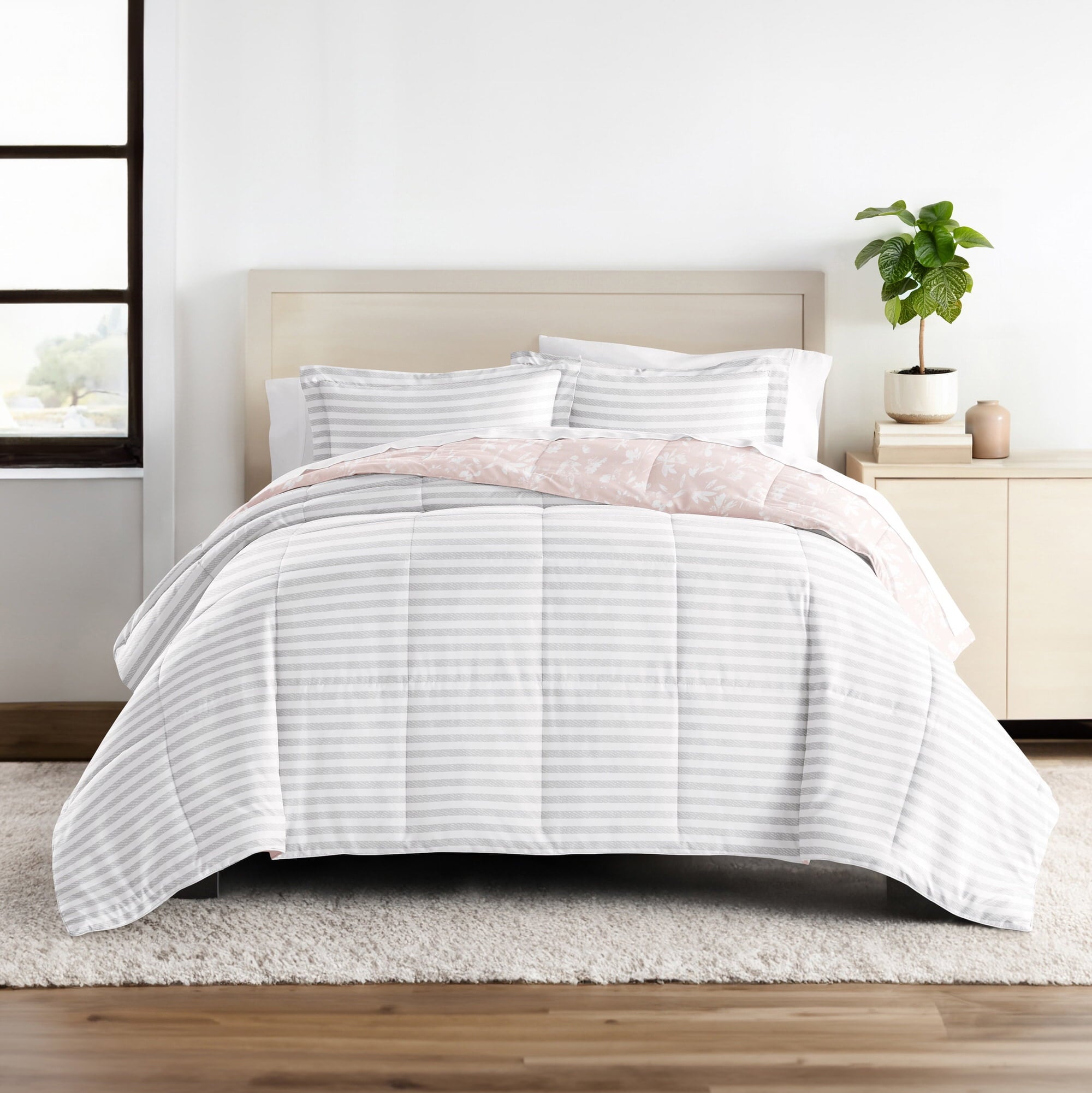 All Season Ultra Soft Comforter Set Lightweight Bedding in Pressed Flowers for Full/Queen Size by Comfort Canopy - Image 4