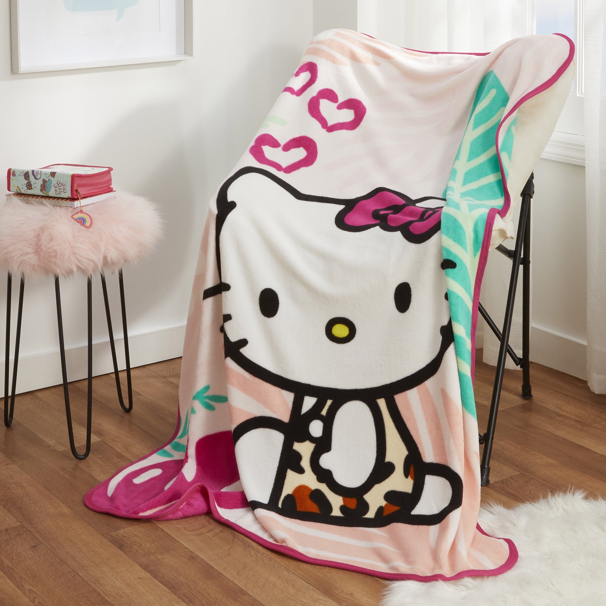 Kids Pink White Print Fleece Throw Blanket, 46 x 60 - Image 3
