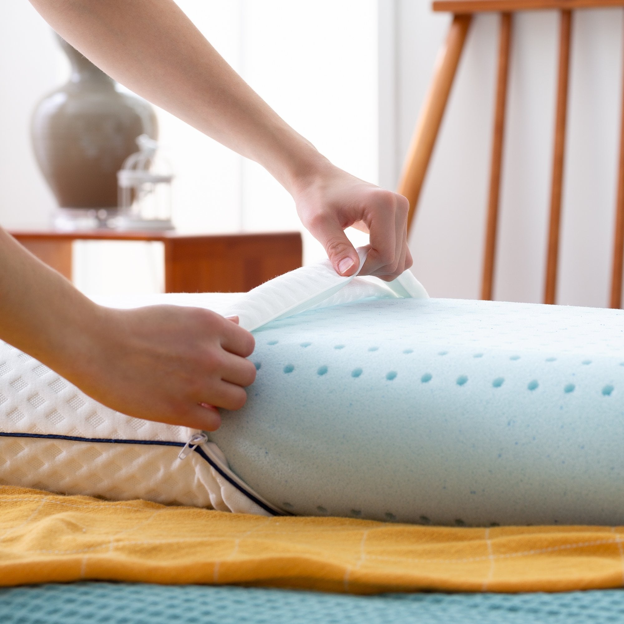 Linenspa Medium Feel Standard Size Ventilated Gel Memory Foam Bed Pillow with Washable Cover and Temperature Regulating Infusion - Image 6