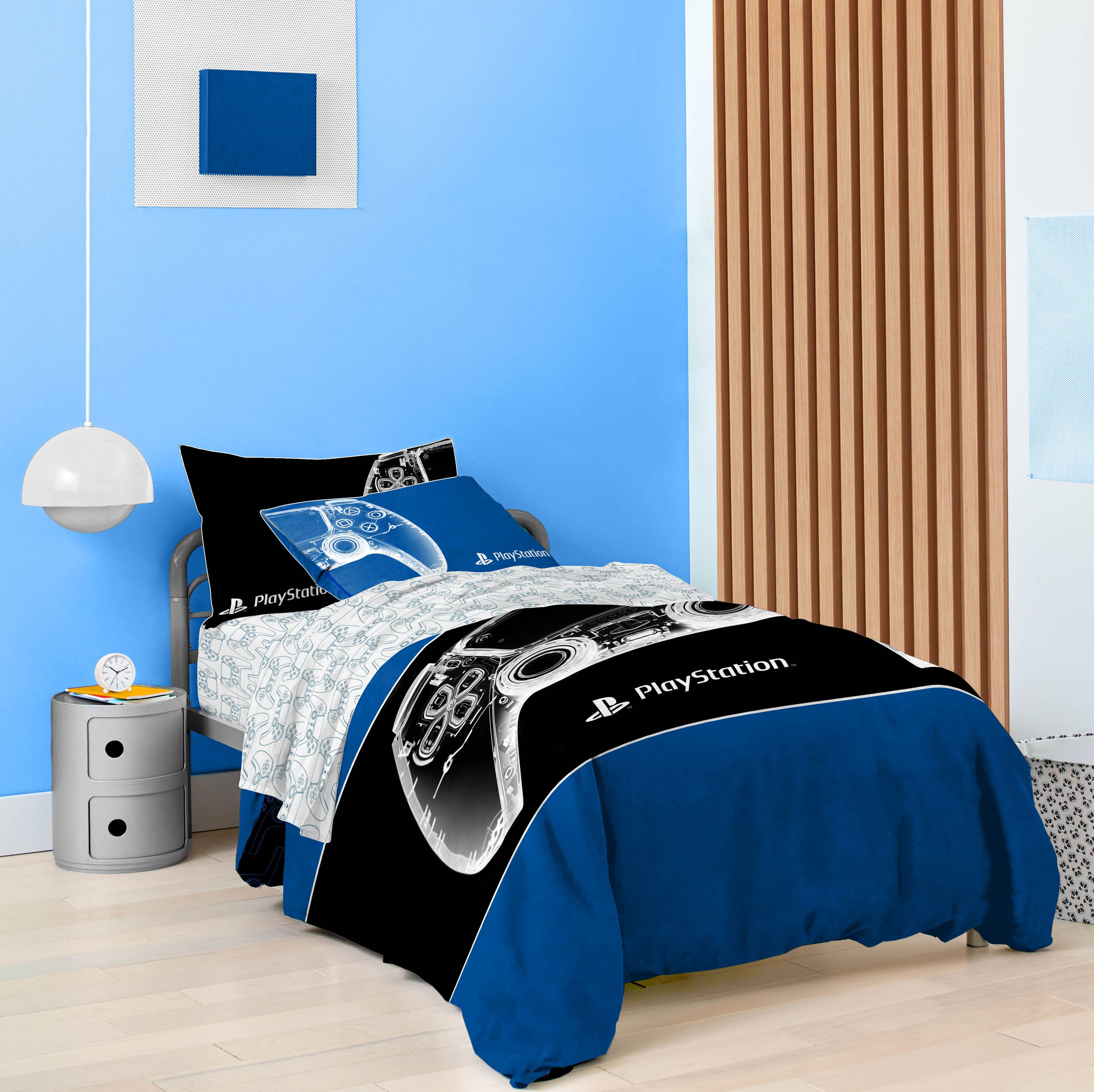 X-Ray Kids 2 Piece Blue Reversible Comforter and Pillowcase Set, Twin/Full - Image 2