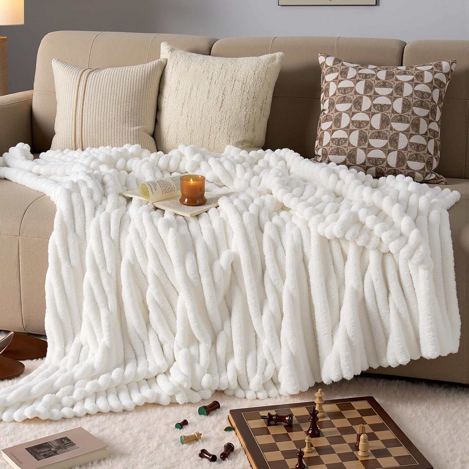 Joyfy Throw Blanket for Couch,Bed,Sofa,White Flannel Blanket,Soft Throw Blanket ,Gifts for Women Mom Girls,Throw Home Room Decor Aesthetic f - Image 5