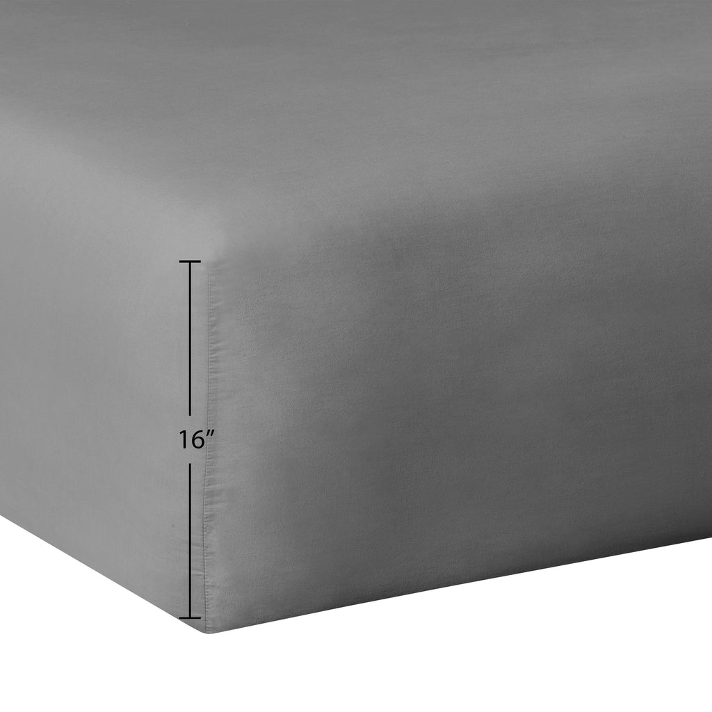 Mainstays Easy Care 300 Thread Count Solid Soothing-Gray CVC Cotton Blend Fitted Sheet, King (Adult) - Image 4