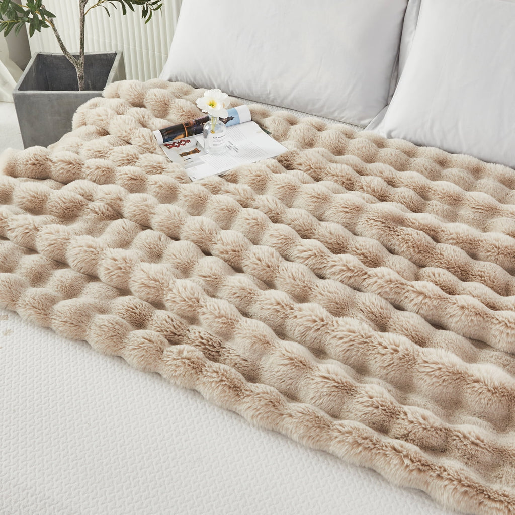 URBONUR Taupe Faux Fur Bubble Blankets for Couch Chair Sofa Luxury Fluffy Thick Bubble Throw Blanket Furry Blanket Fuzzy Soft Plush Shaggy T - Image 5