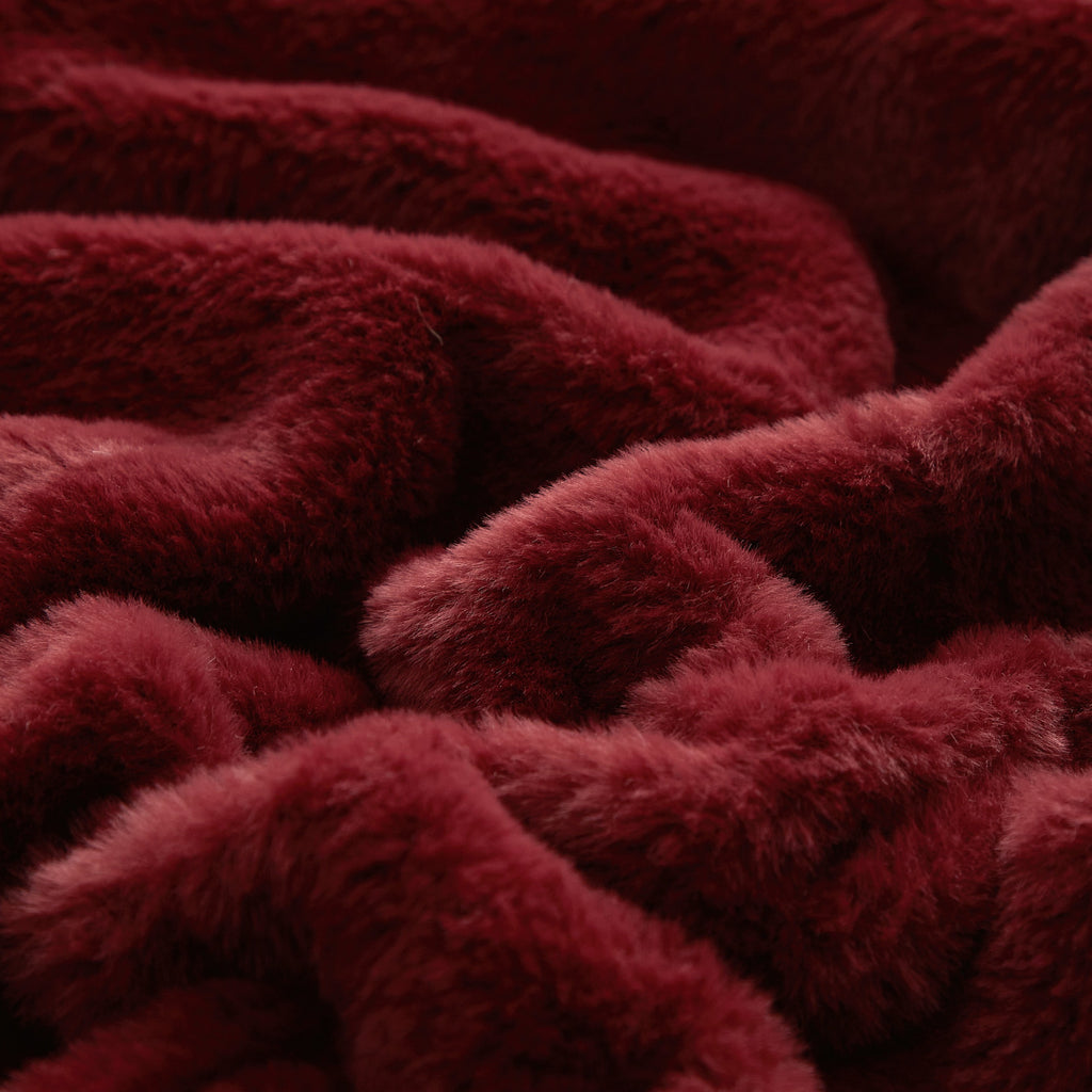 Cozy Faux Fur Super Soft luxury Blanket, Full/Queen, Luscious Merlot - Image 3