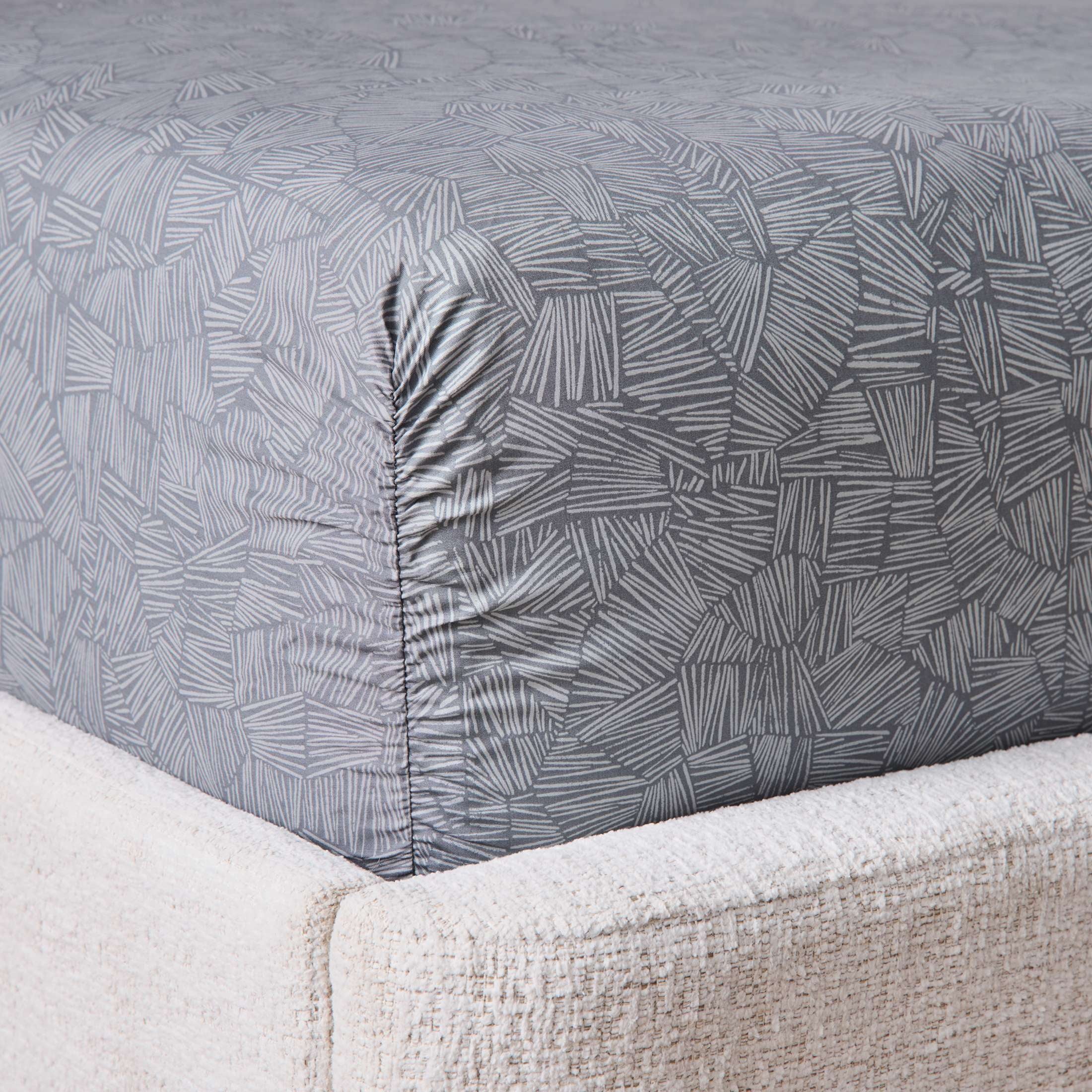 Better Homes & Gardens 300 Thread Count 3-Piece Cotton Percale Ziggy Geo Print Grey Flannel Bed Sheet Set, Twin - Image 3