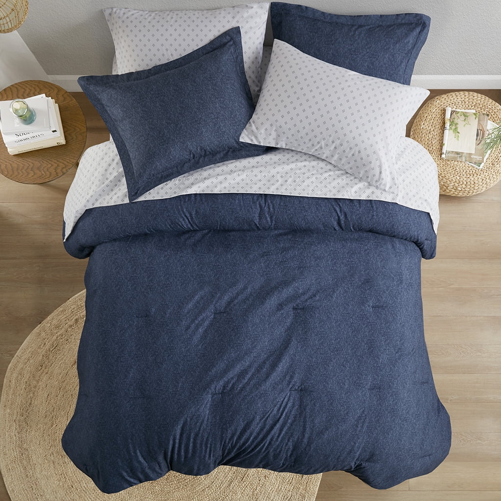 Queen Size Comforter Set, 7-Piece Reversible Bed in a Bag with Sheets, Navy - Image 3