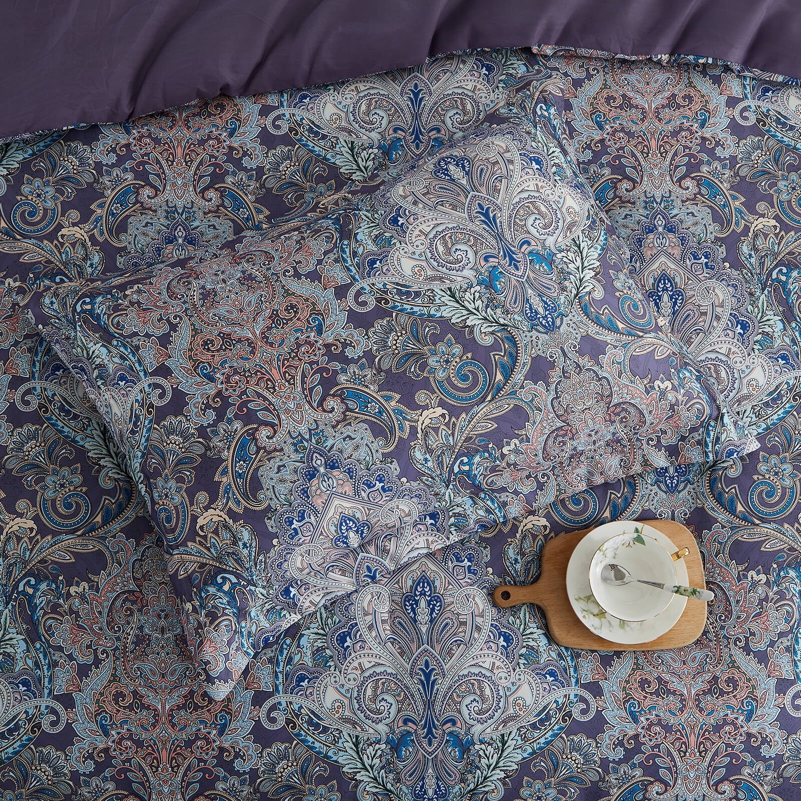 Wajade 7PCS Boho Paisley Print Luxury Comforter Bed in a Bag Set Queen Size, Vintage Floral Medallions Microfiber Bedding Set - Image 4