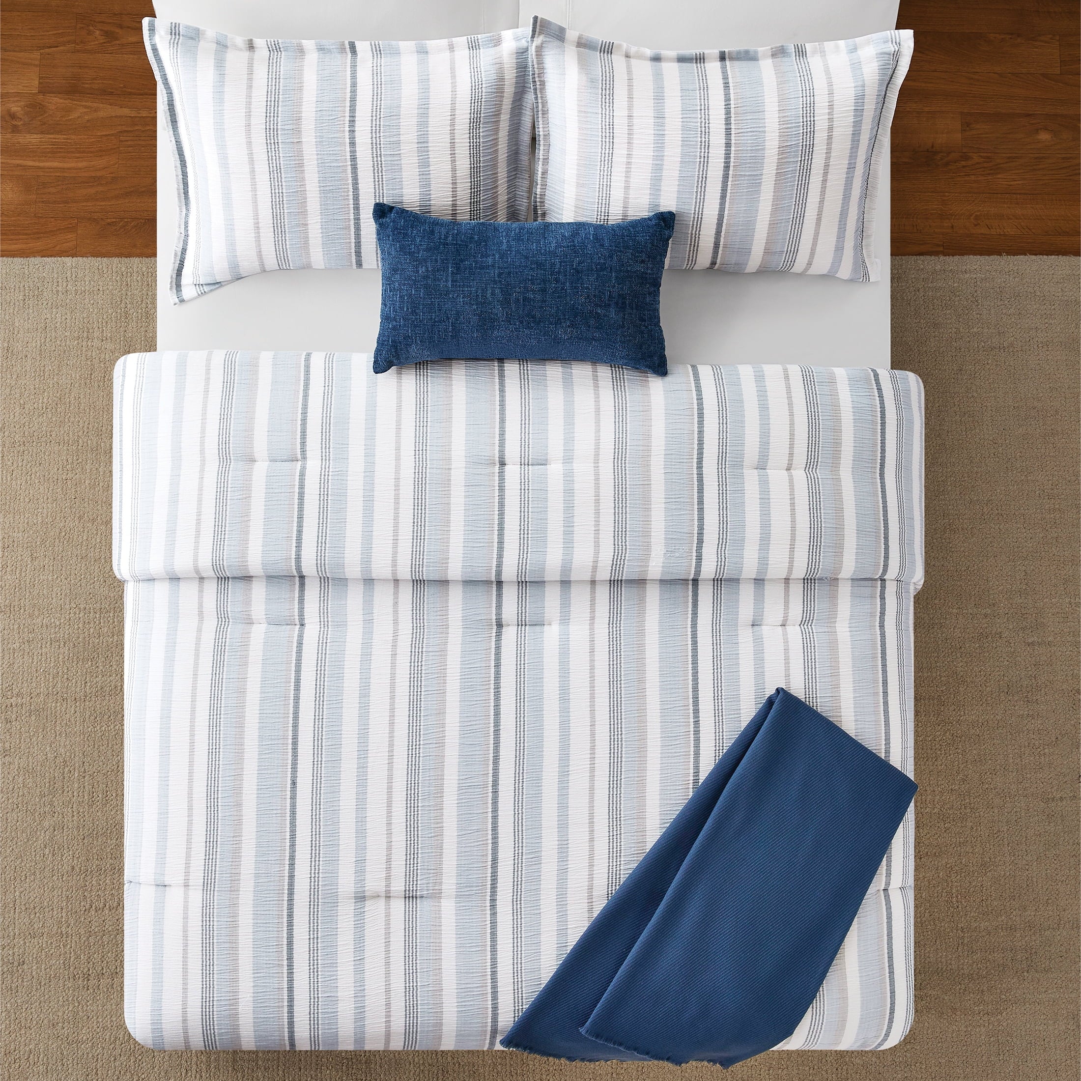 Mainstays Full/Queen Comforter Set, All-Season, 5-Piece, Blue Yarn Dyed Stripe - Image 2