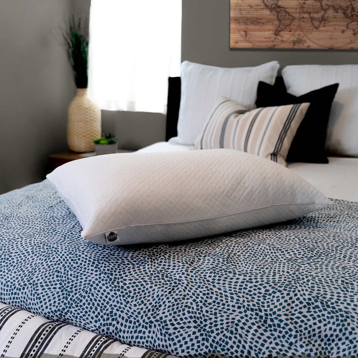 Pure Luxury Queen Eternaloft Bed Pillows - Hypoallergenic, Machine Washable (2 Count) - Image 4
