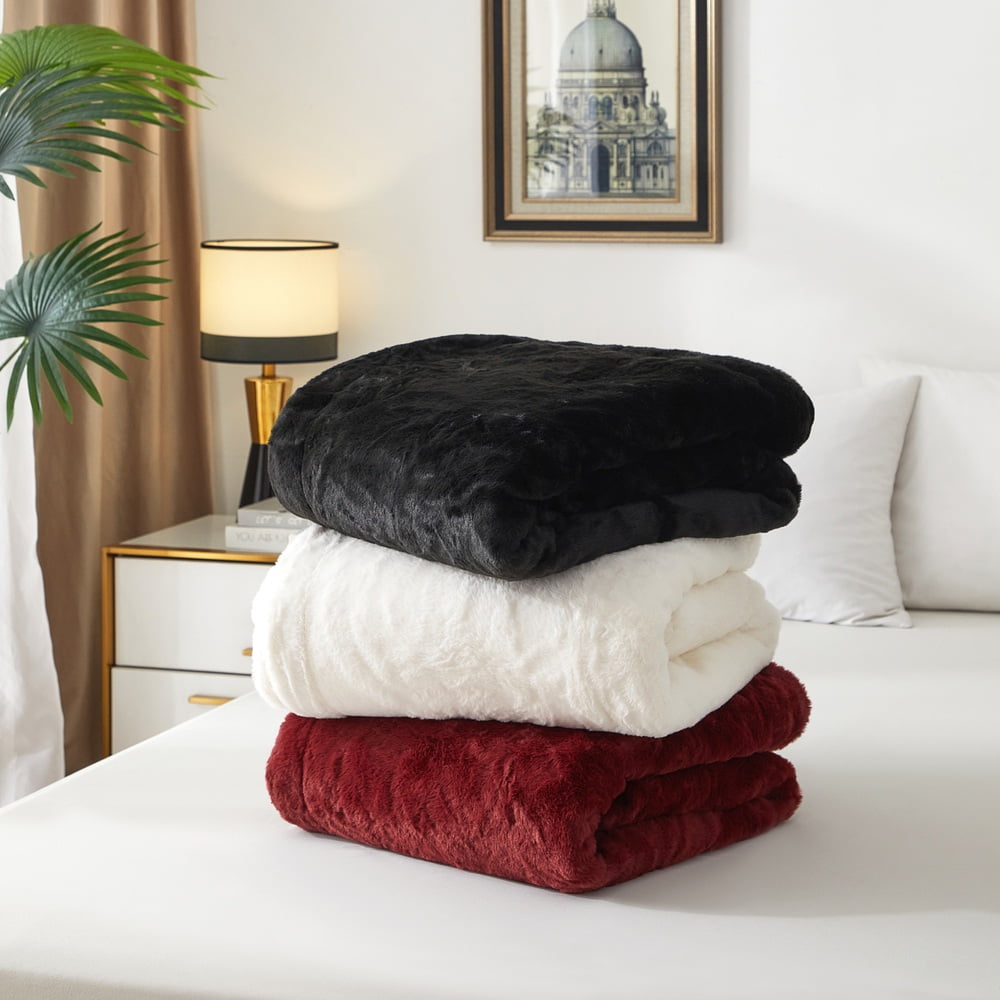 Cozy Faux Fur Super Soft luxury Blanket, Full/Queen, Luscious Merlot - Image 5