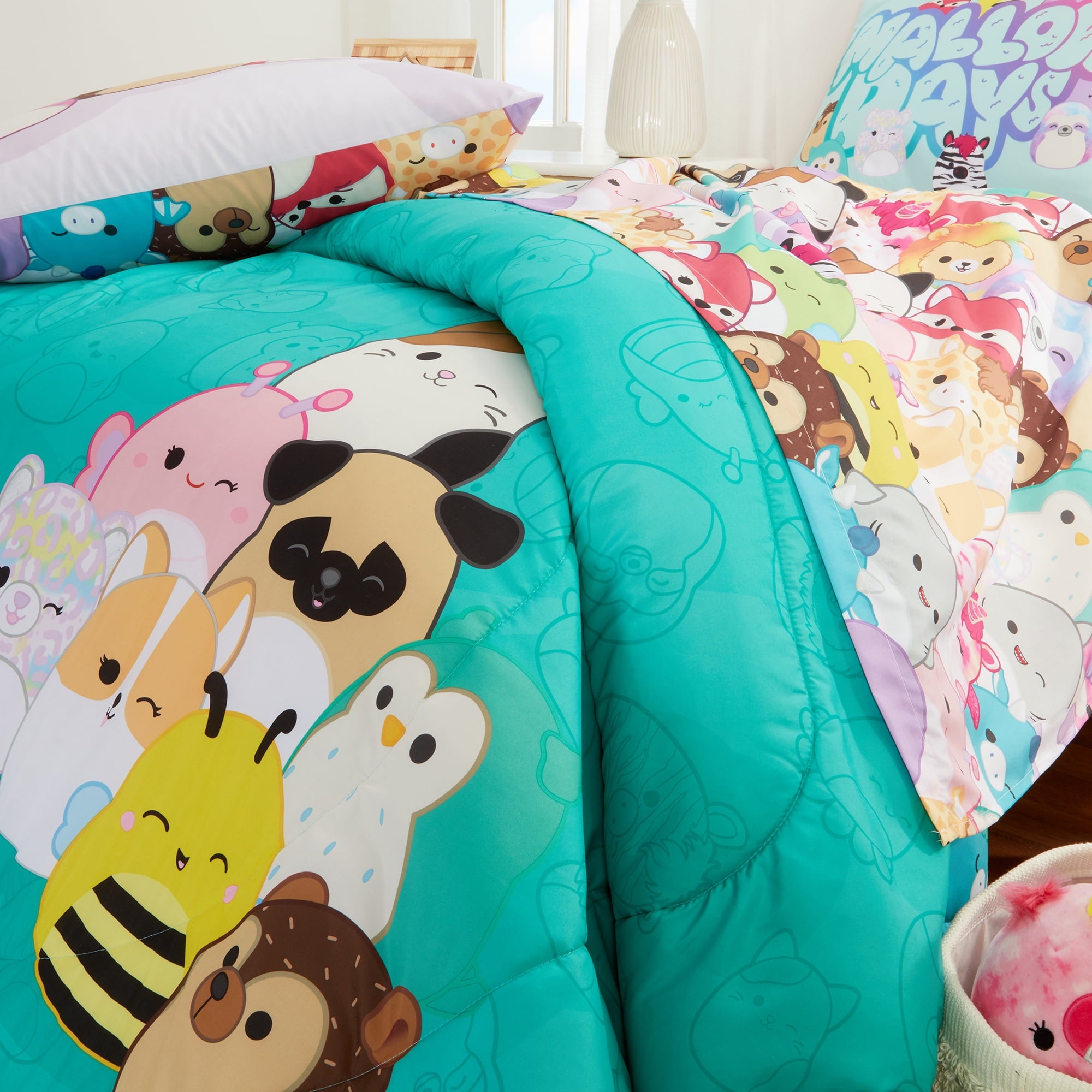 Squishmallows Kids 2 Piece Teal Blue Reversible Comforter and Pillowcase set, Twin/full - Image 5