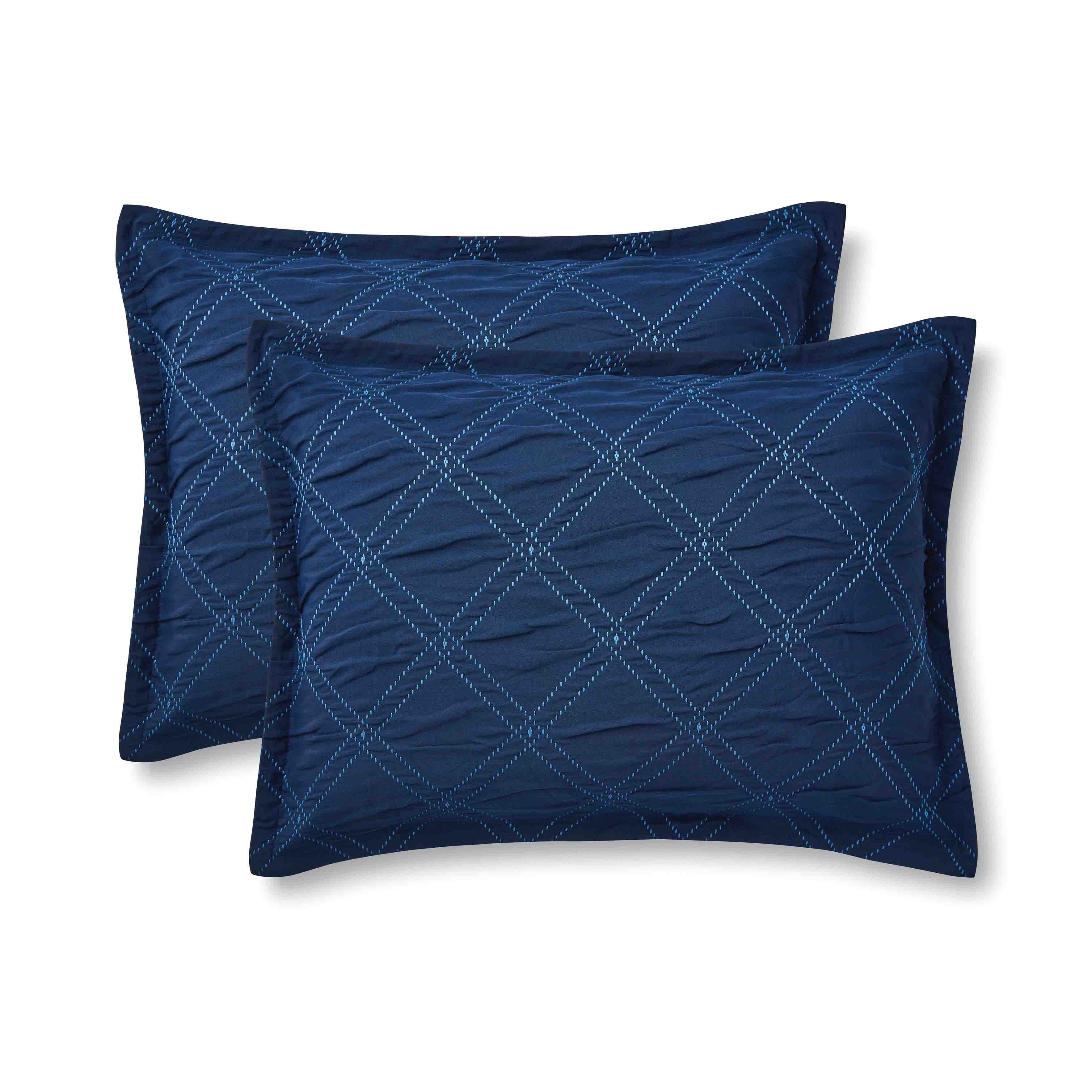 Mainstays 5-Piece Reversible Comforter Set Navy Cross Stitch Bedding with Decor Pillow and Throw, Full/Queen - Image 5