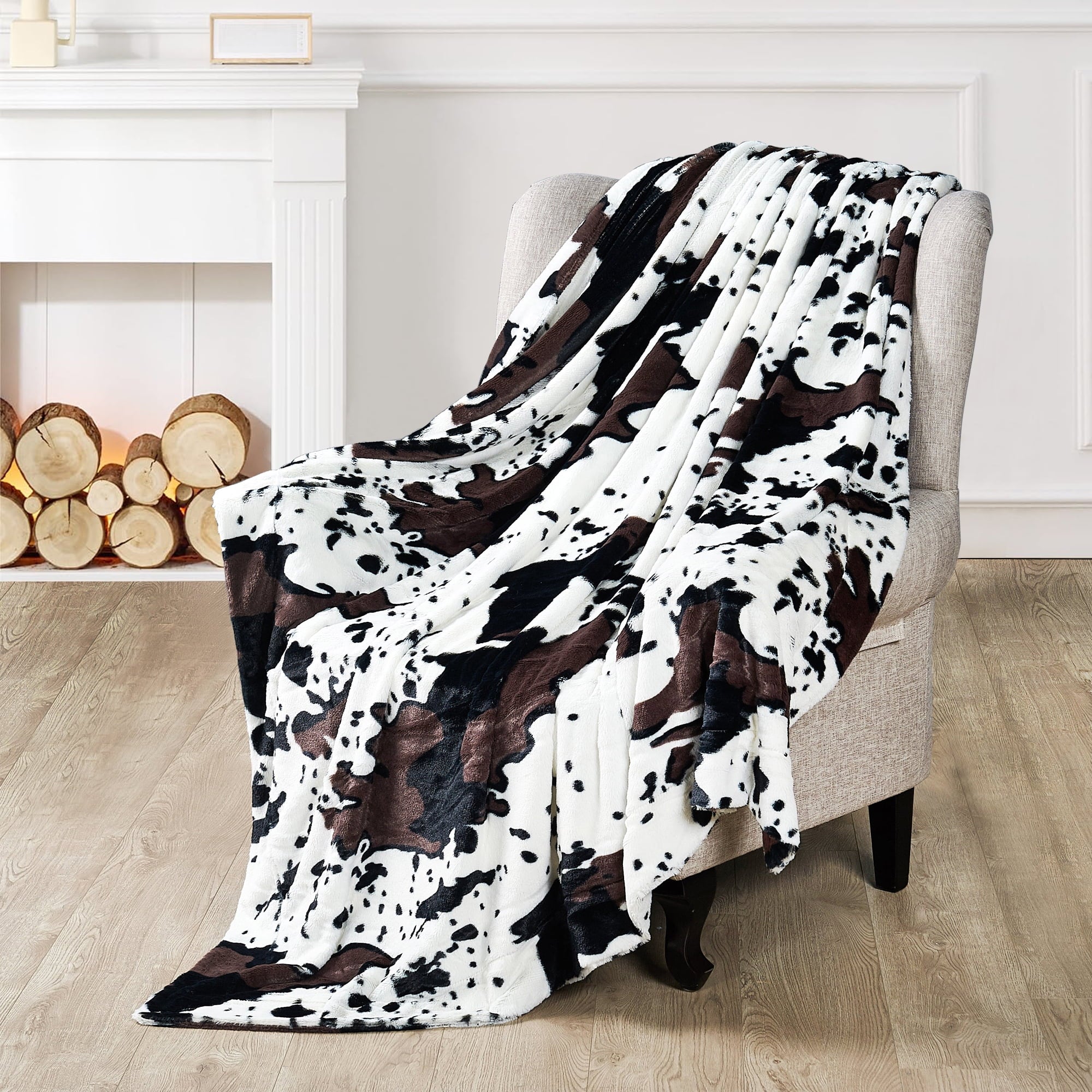 Home Soft Things Cow Print Double Sided Faux Fur Throw Blanket, Soft Cozy Fuzzy Black and White Throw, 50x60 inches - Image 3
