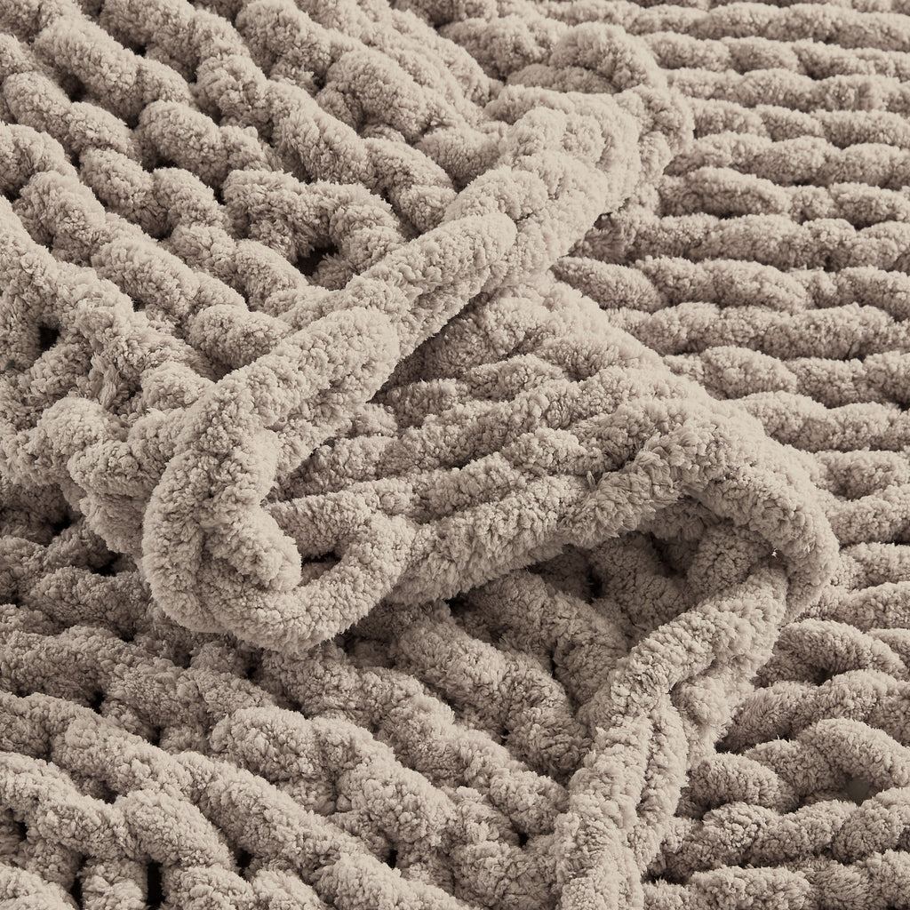 Carriediosa Chunky Knit Throw Blanket Handmade Soft Throws for Couch Sofa Bed, 50" x 60" Taupe - Image 5