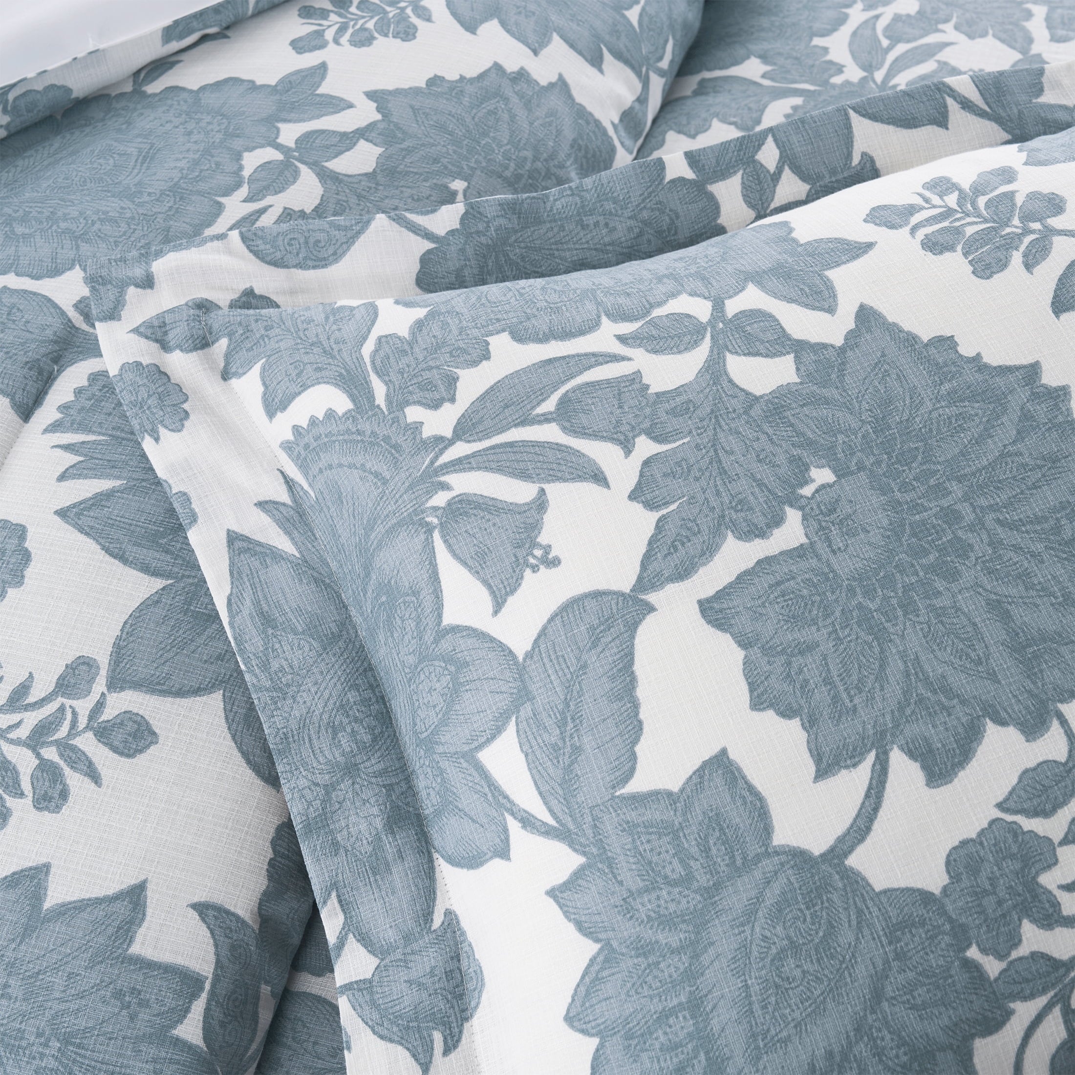 My Texas House Veronica 3-Piece Blue Floral Cotton Slub Comforter Set, King - Image 4