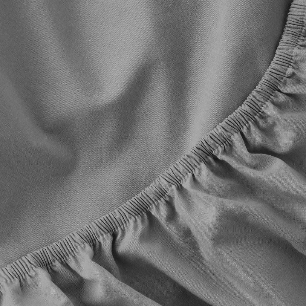 Mainstays Easy Care 300 Thread Count Solid Soothing-Gray CVC Cotton Blend Fitted Sheet, King (Adult) - Image 3