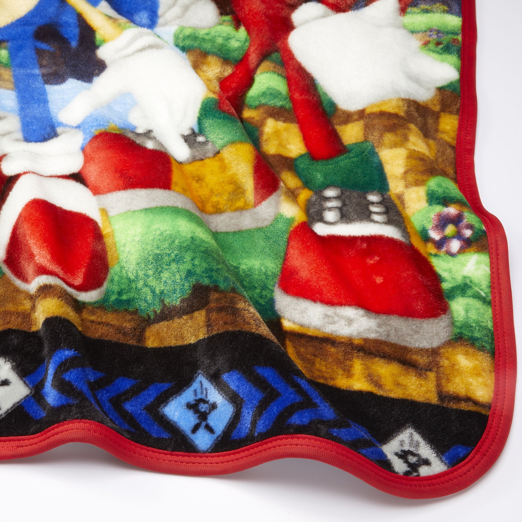 Sonic the Hedgehog Kids Silky Soft Plush Throw Blanket, 40" x 50" - Image 4