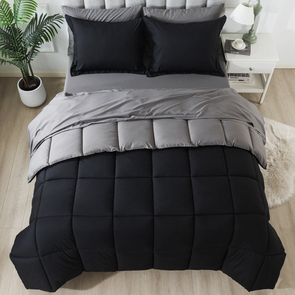 Queen Size 7 Piece Comforter Set | Bed in a Bag for Unisex Adult | Black/Gray