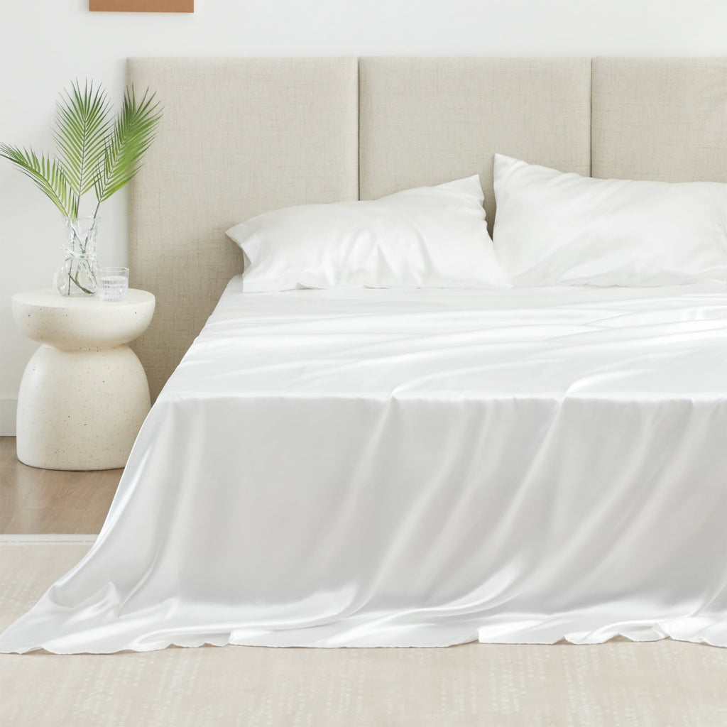 Love's cabin Satin Sheets Full Sheet Set Deep Pocket Luxury Silky Bed Sheets for Hair and Skin 4 Pieces, White