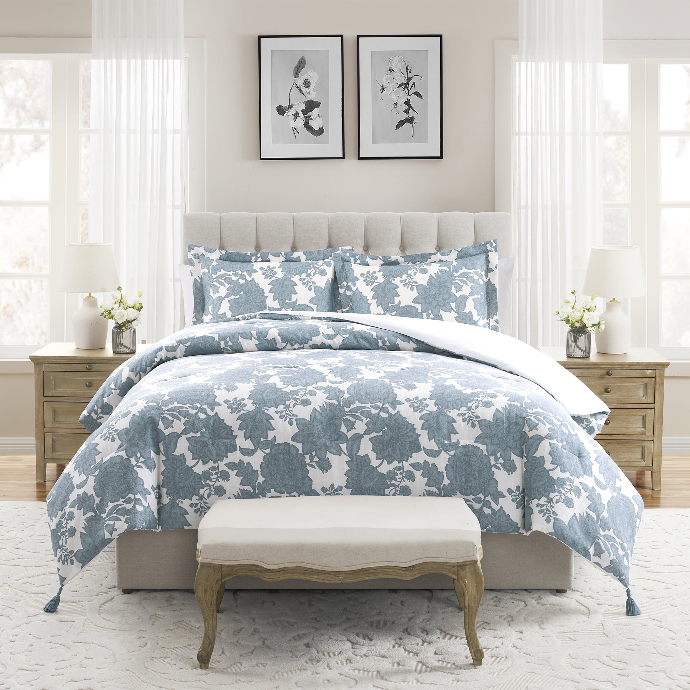 My Texas House Veronica 3-Piece Blue Floral Cotton Slub Comforter Set, King