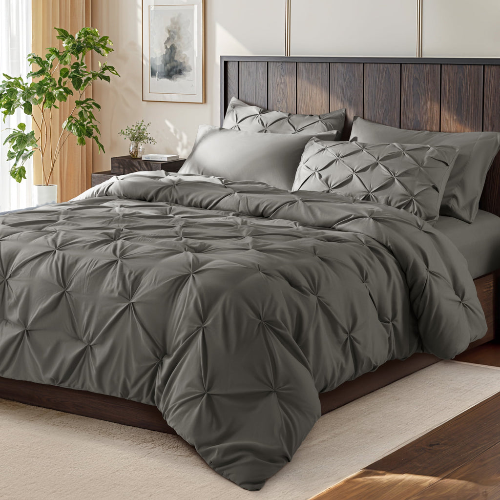 SONORO KATE Queen Comforter Set, 7 Pieces Bedding Sets for All Season, Bed in a Bag with Pleated Comforter - Flat Sheet & Fitted Sheet - Pil