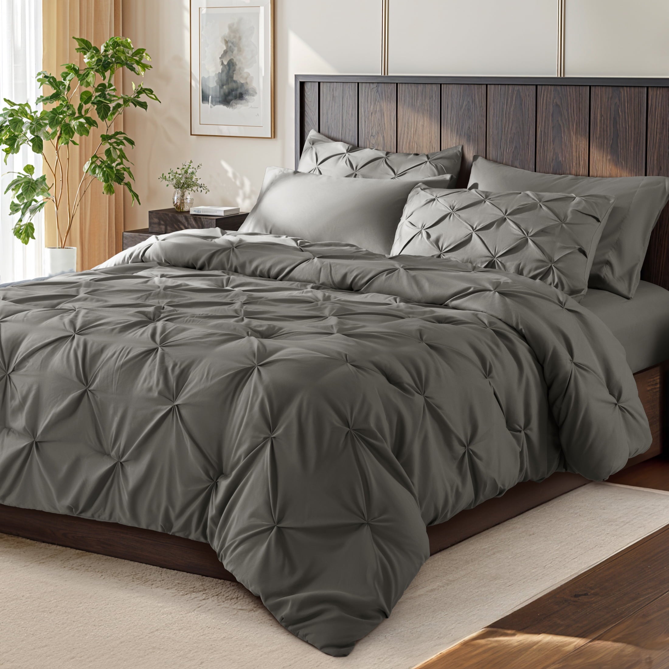 SONORO KATE Queen Comforter Set, 7 Pieces Bedding Sets for All Season, Bed in a Bag with Pleated Comforter - Flat Sheet & Fitted Sheet - Pil