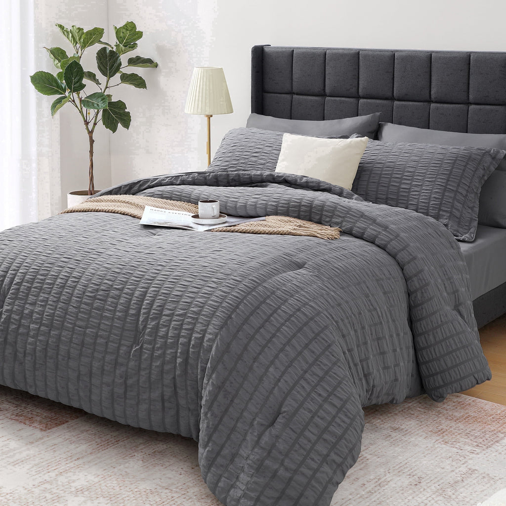 Vccoem 7 Piece Queen Comforter Set, Bed in a Bag with Sheets, Pillowcases & Shams, All Season Soft Bedding, Cozy and Lightweight, Machine Wa