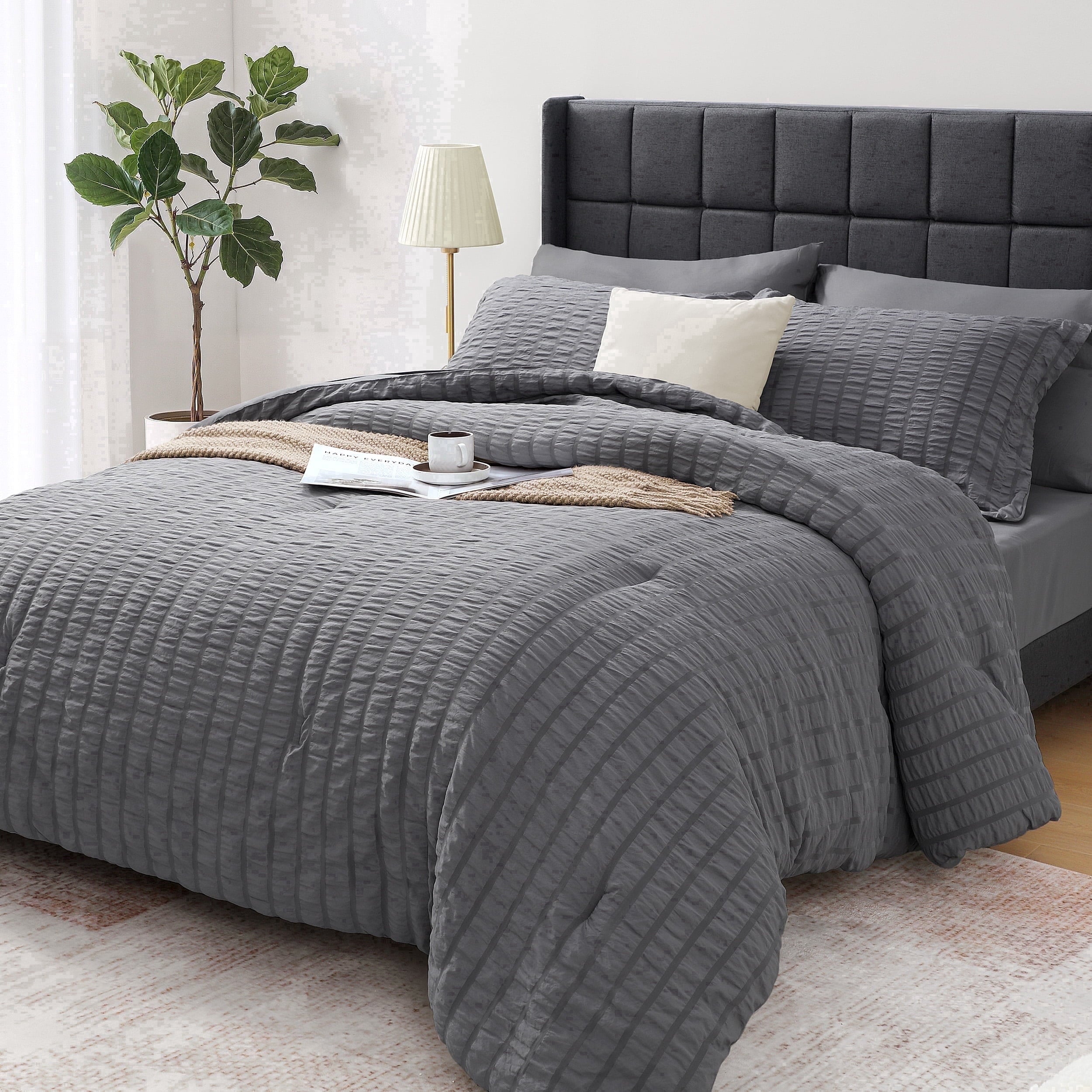 Vccoem 7 Piece Queen Comforter Set, Bed in a Bag with Sheets, Pillowcases & Shams, All Season Soft Bedding, Cozy and Lightweight, Machine Wa