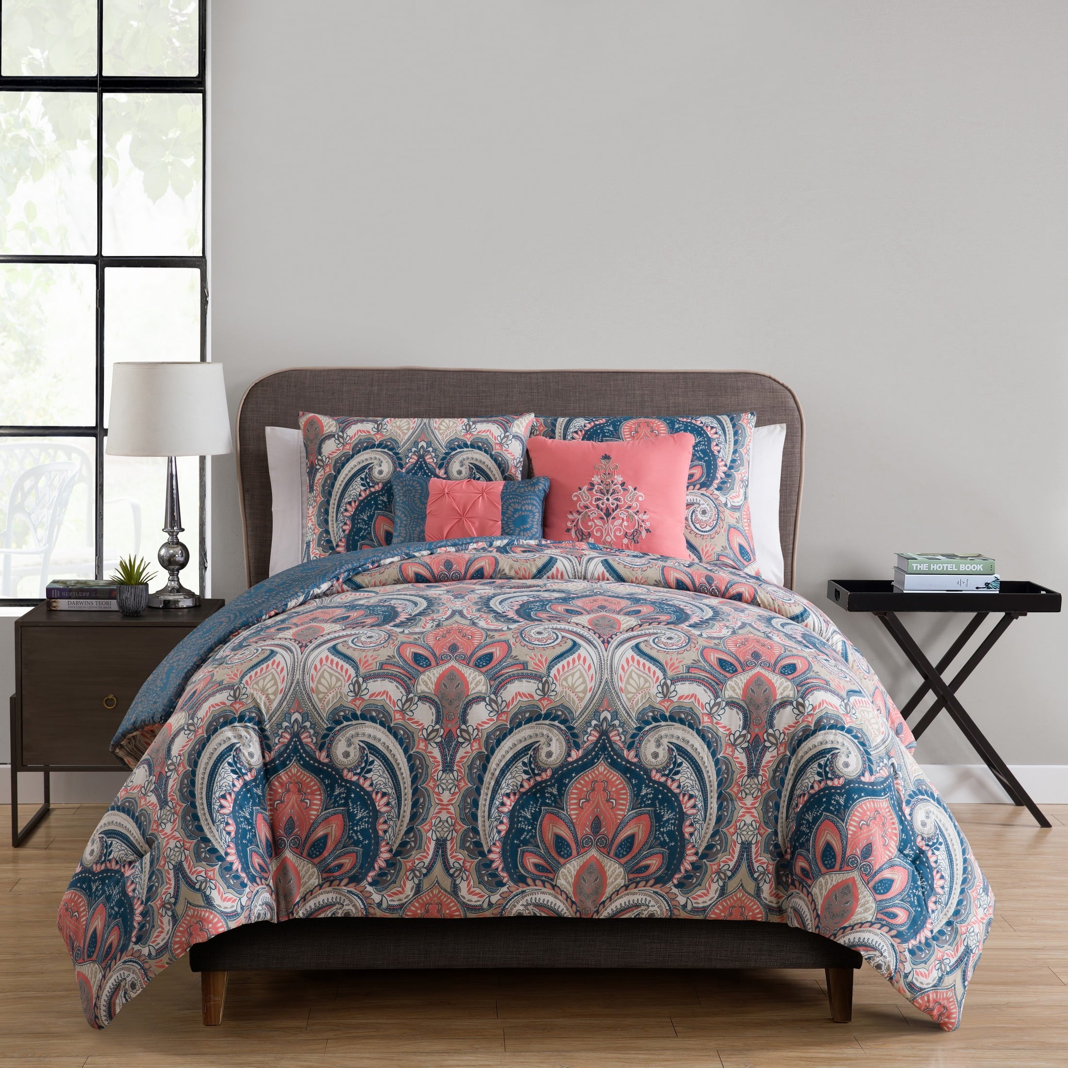 VCNY Home Casa Real 5-Piece Coral Damask Reversible Comforter Set, King, Adult, Unisex