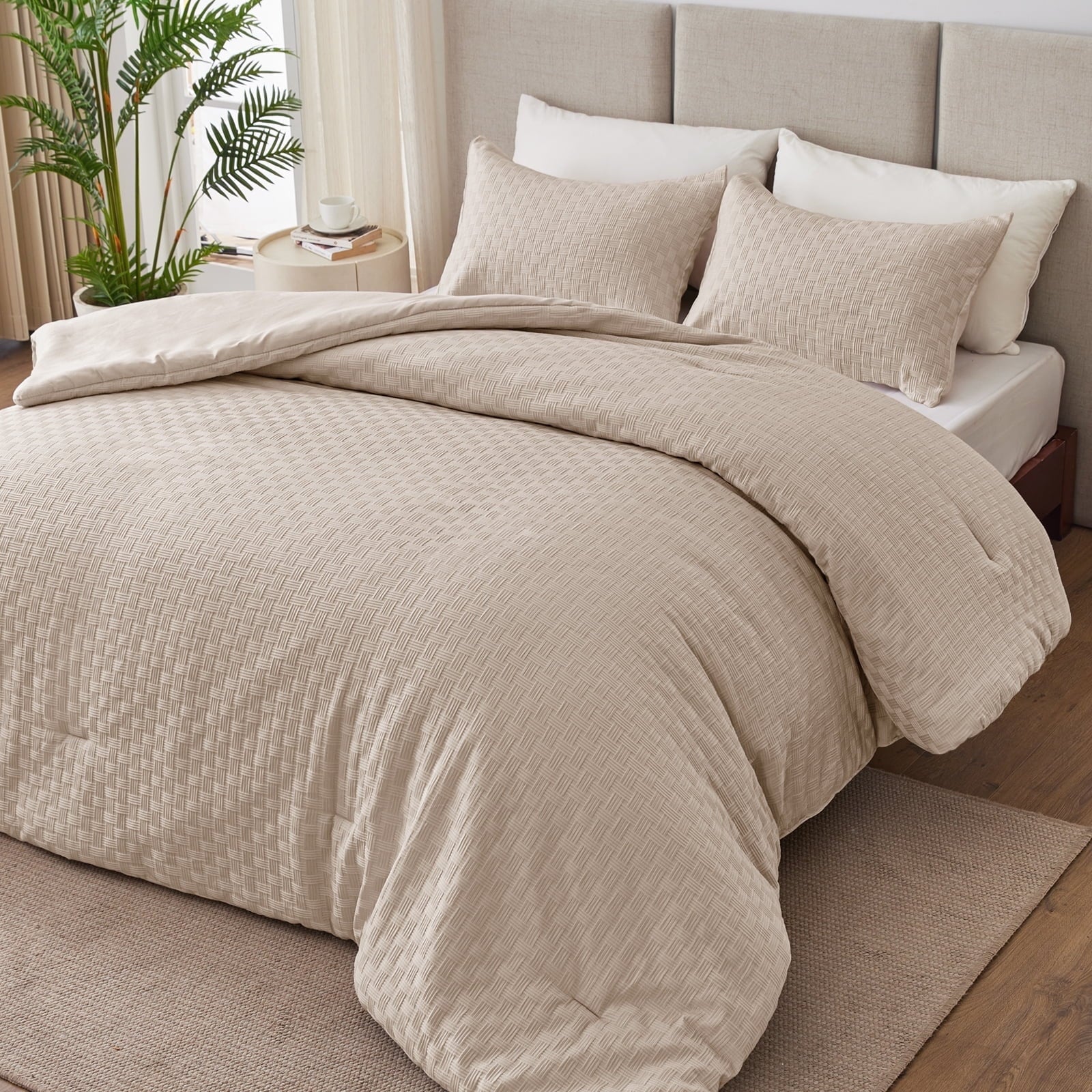 Whale Flotilla 3-Piece Jacquard Braid Ultra Soft King Comforter Set, Luxury Reversible Microfiber Oversized Comforters Bedding Set with 2 Pi