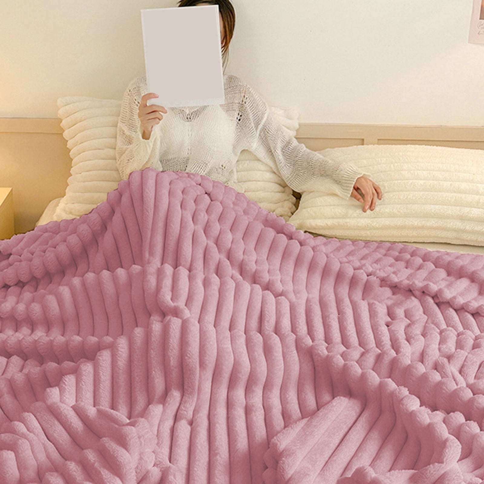 Faux Fur Throw Blanket for Couch, Soft and Thick Double Layer Throw Blanket, Lightweight Plush Fuzzy Luxury Winter Bl... - Image 5
