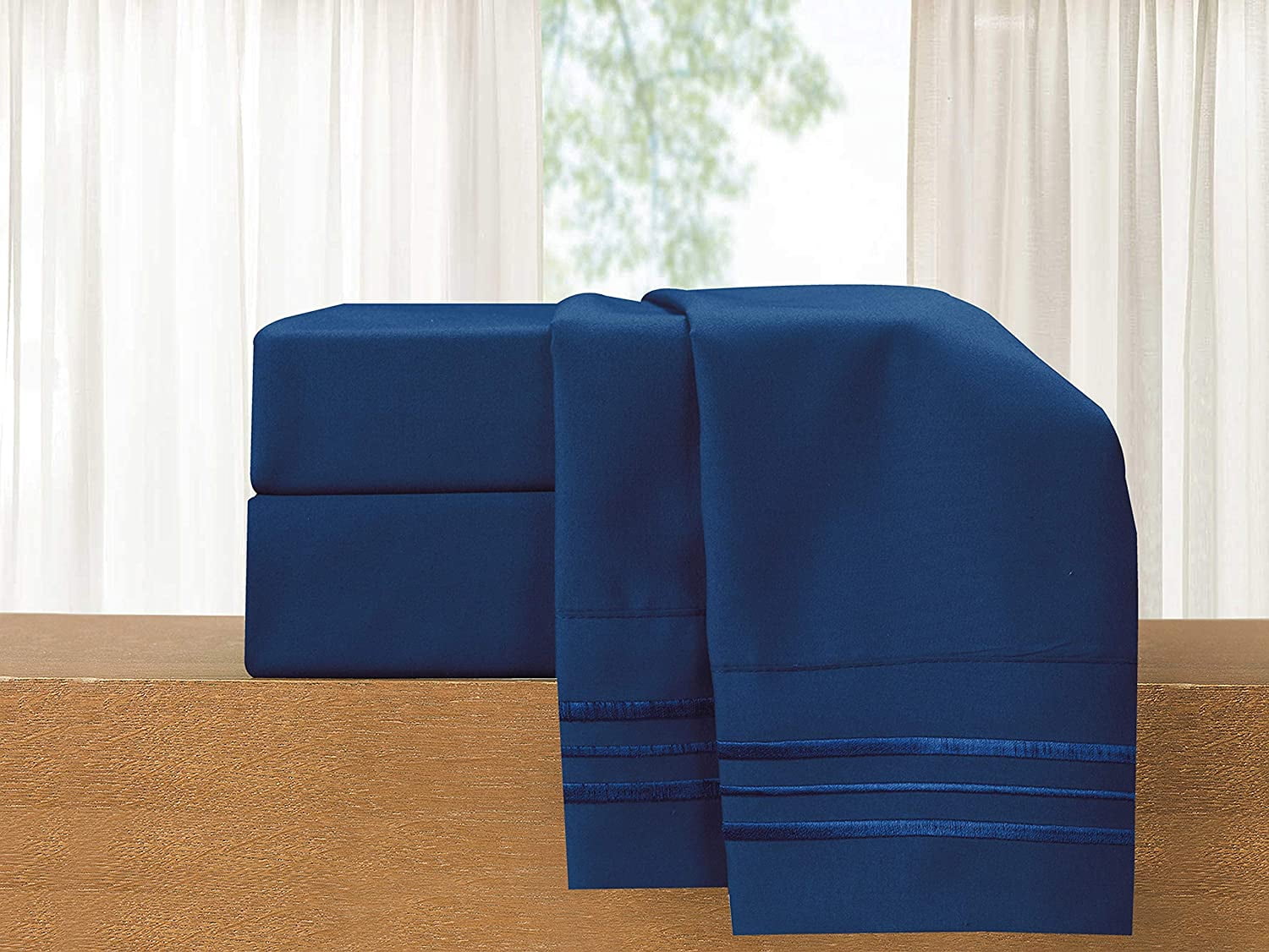 Elegant Comfort 4-Piece Microfiber Bed Sheet Set, Soft & Breathable, Wrinkle & Fade Resistant, Deep Pocket, Queen, Navy Blue - Image 4