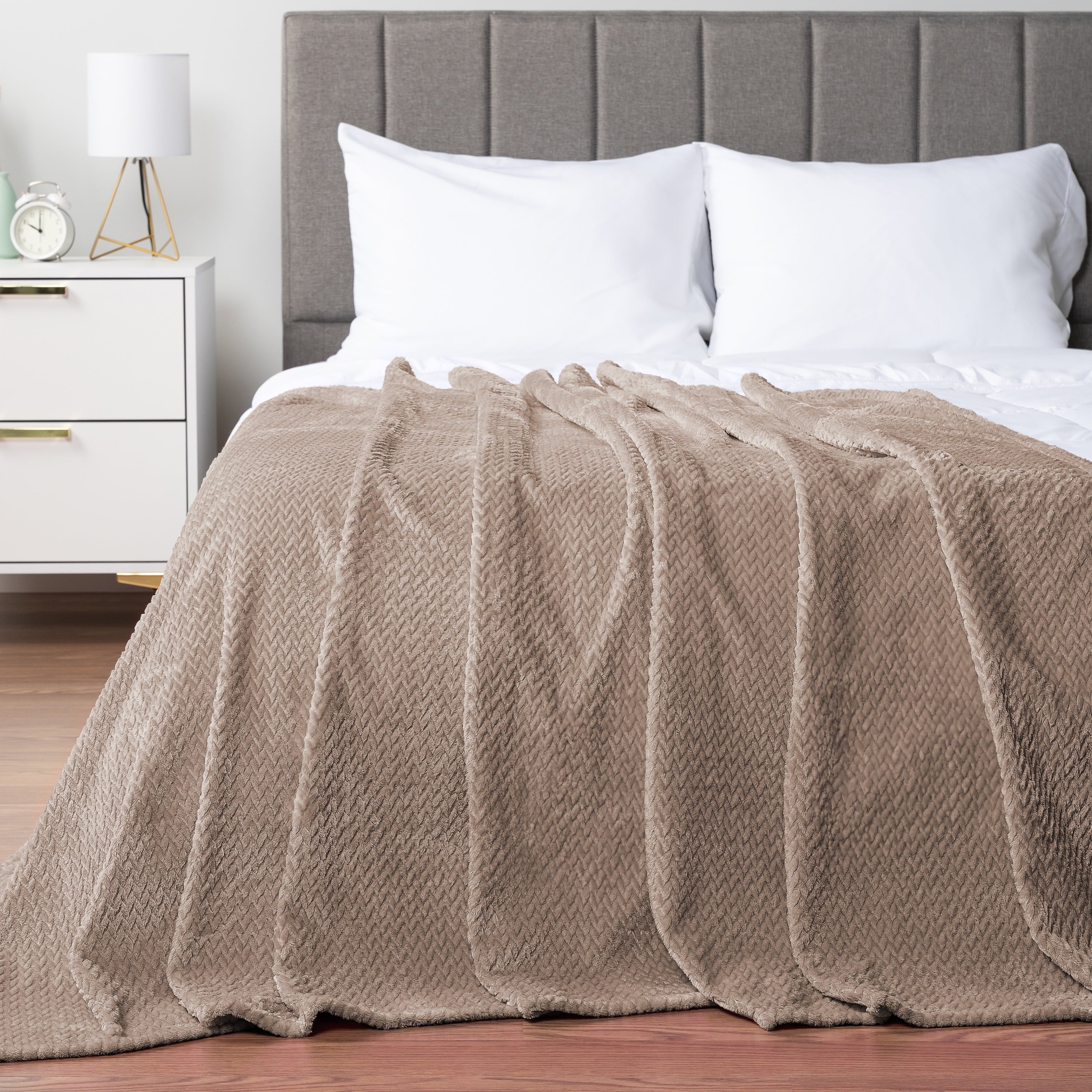 PAVILIA Soft Fleece Taupe Tan Throw Blanket for Couch, Lightweight Plush Warm Blankets for Bed, Fuzzy Cozy Flannel Blanket Throw for Sofa, T - Image 6
