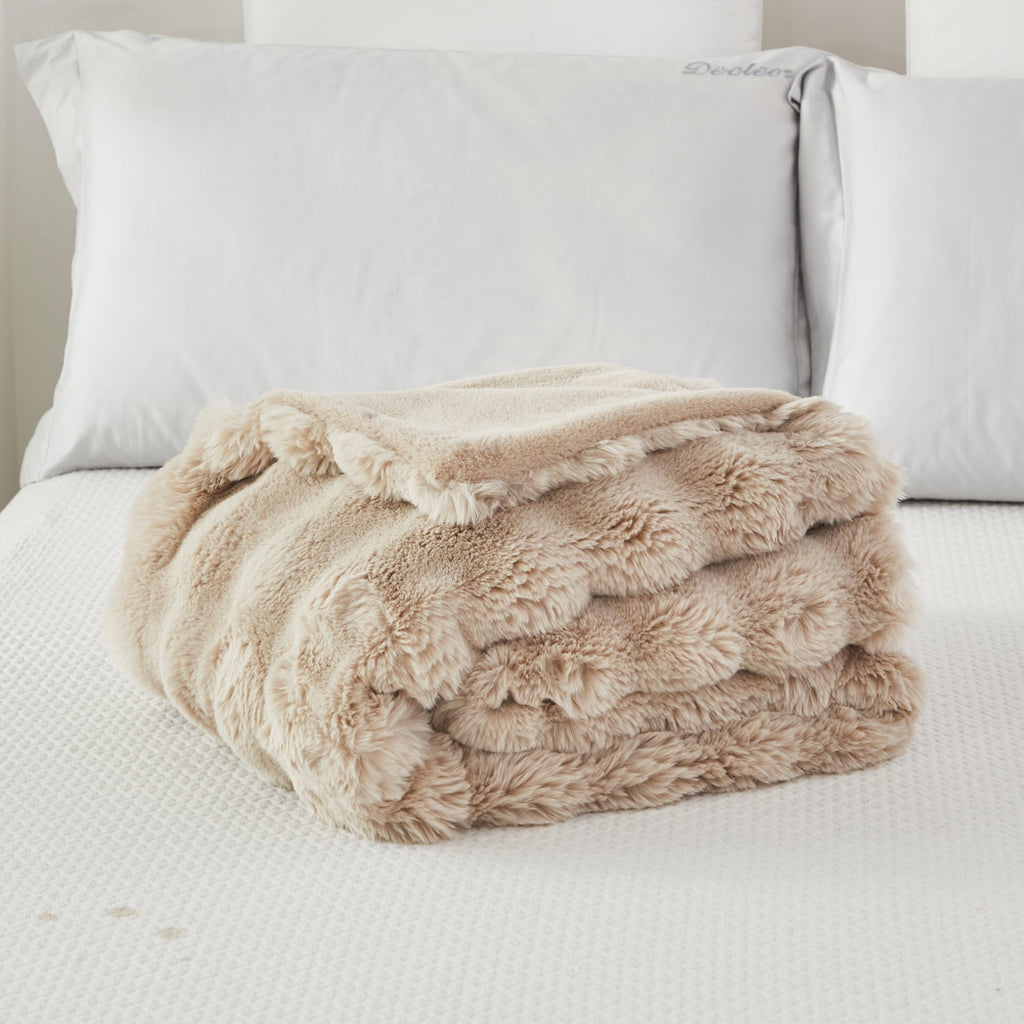 URBONUR Taupe Faux Fur Bubble Blankets for Couch Chair Sofa Luxury Fluffy Thick Bubble Throw Blanket Furry Blanket Fuzzy Soft Plush Shaggy T - Image 2
