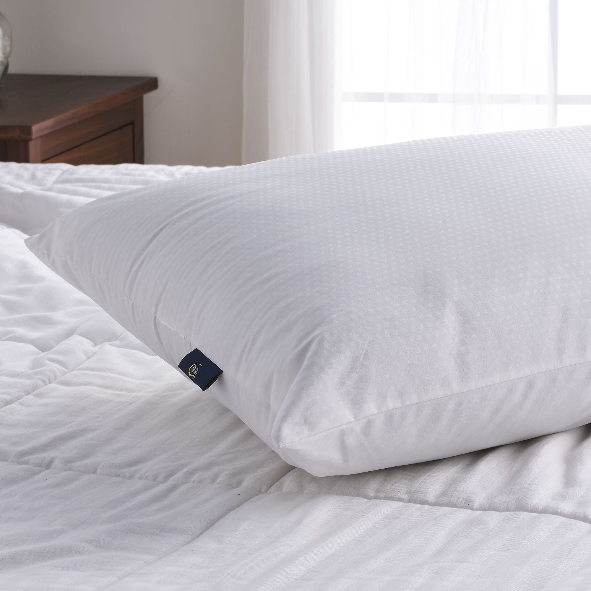 Serta Cooling Pillow - 2 Pack - Image 2