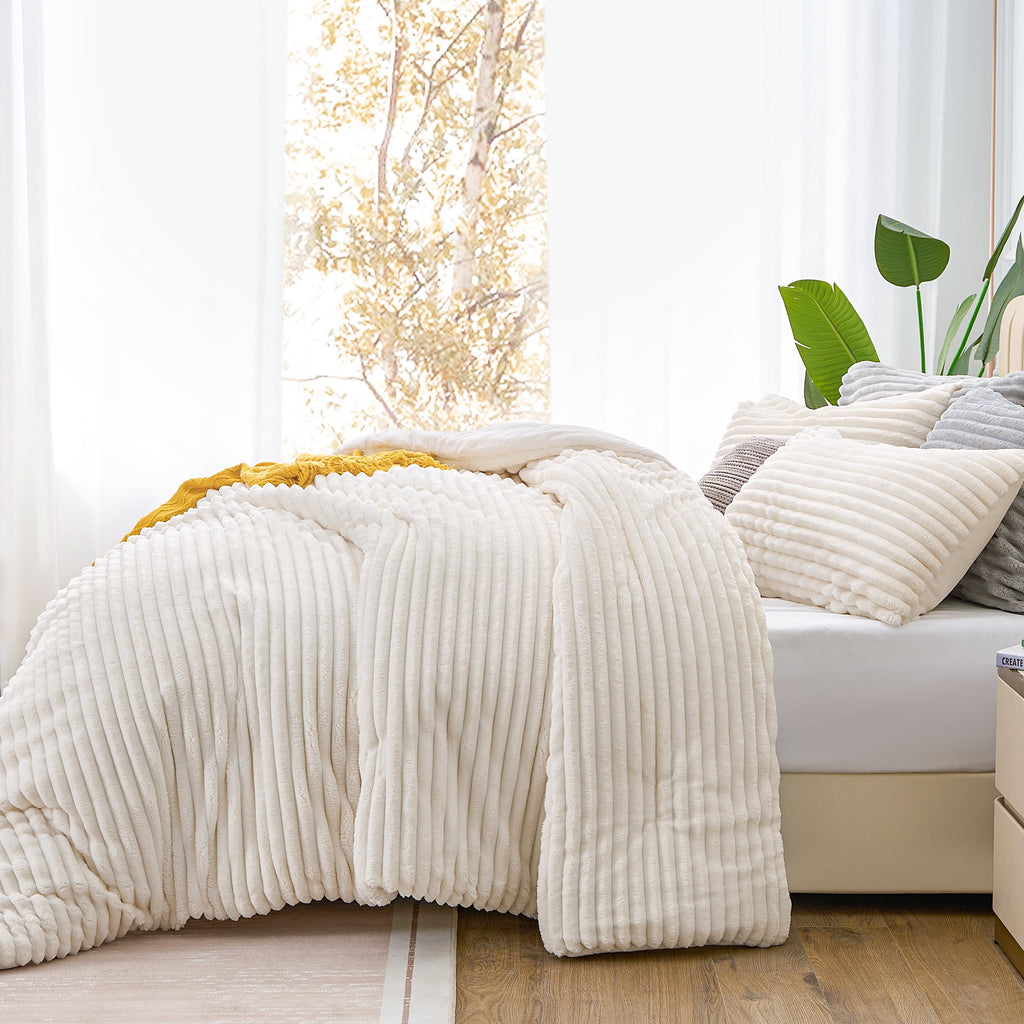 Fleece Queen Comforter Set -Super Soft & Warm Fluffy White Bedding, Luxury Fuzzy Heavy Bed Set for Winter with 2 Pill... - Image 2