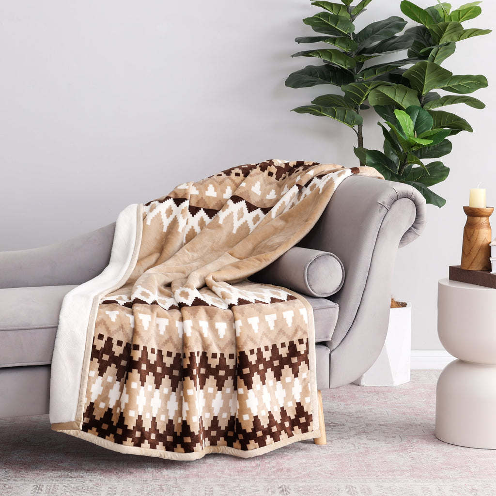 Printed Velvet Plush Reverse to Faux Fur Super Soft Throw Blanket, Oversized, Linder Border Beige - Image 2